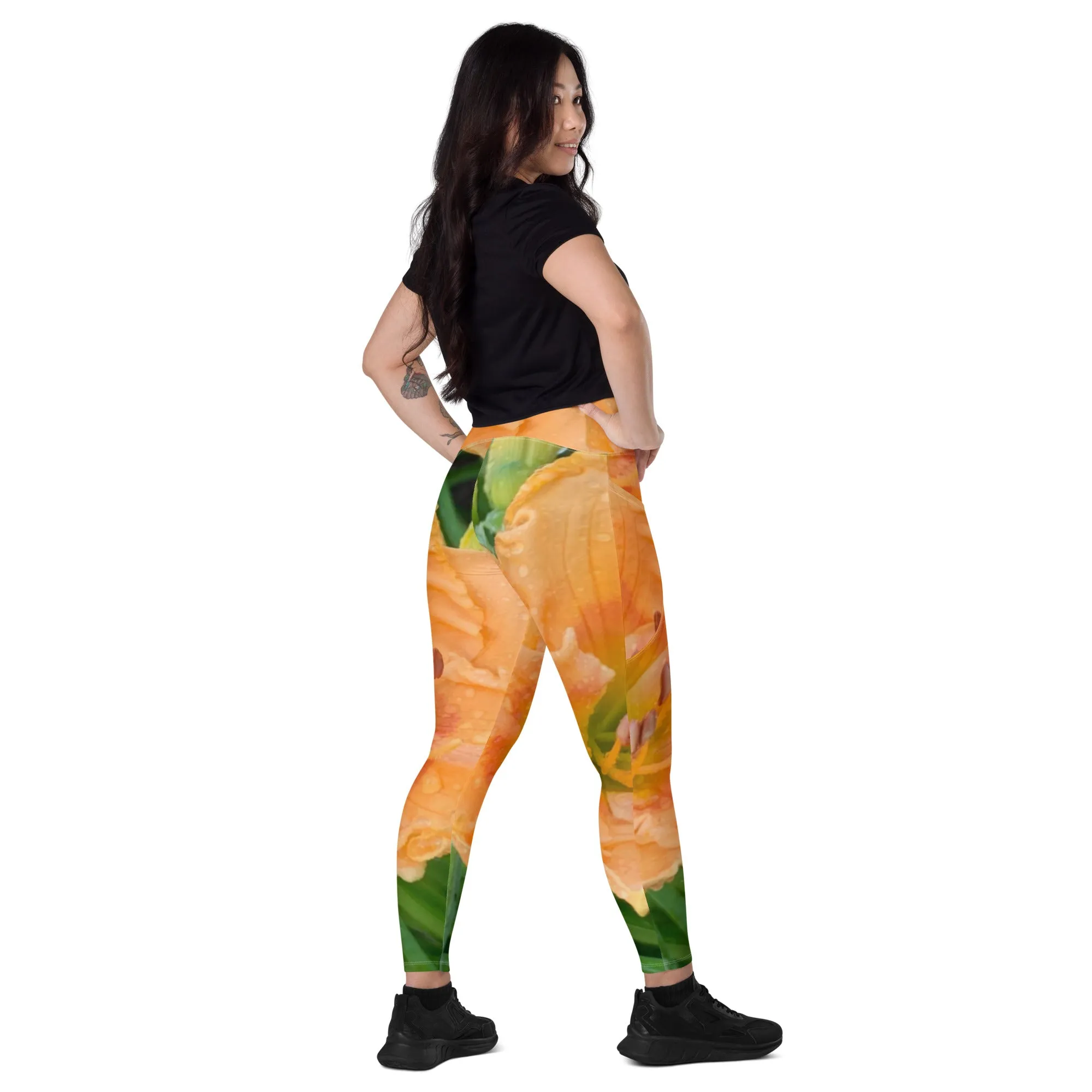 Crossover leggings with pockets